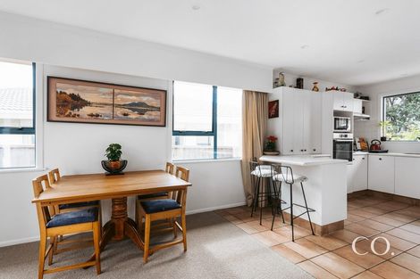 Photo of property in 1a Fairway Avenue, Mount Maunganui, 3116