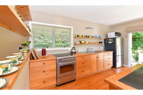Photo of property in 11 Opahi Bay Road, Mahurangi West, Warkworth, 0983