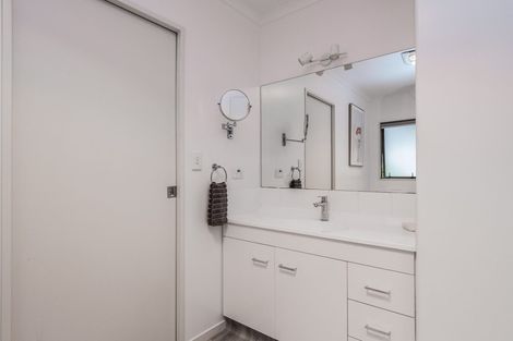 Photo of property in 285 Vaughan Road, Owhata, Rotorua, 3010