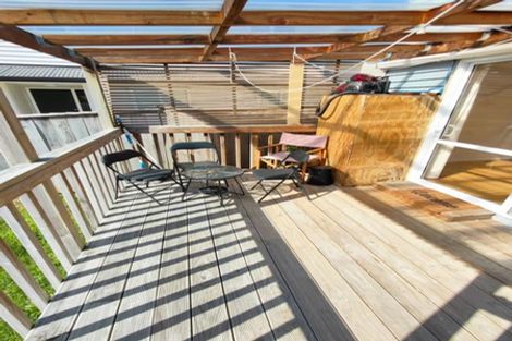 Photo of property in 109 Gardner Avenue, New Lynn, Auckland, 0600