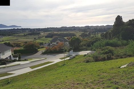 Photo of property in 163 Winara Avenue, Waikanae, 5036