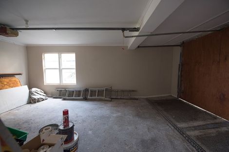 Photo of property in 12 Maple Grove, Kingston, Wellington, 6021