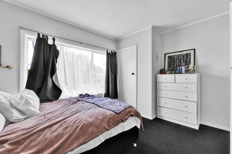 Photo of property in 22 Cook Street, Marfell, New Plymouth, 4310