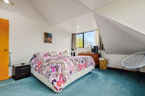 Photo of property in 11a Cherrywood Place, Redwood, Christchurch, 8051