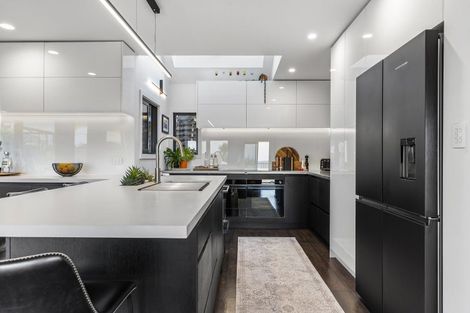 Photo of property in 107 Pacific View Drive, Whangamata, 3620