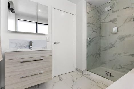 Photo of property in 8/41 Kervil Avenue, Te Atatu Peninsula, Auckland, 0610