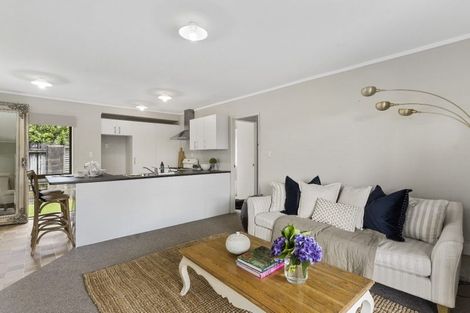 Photo of property in 98b Victoria Street, Pukekohe, 2120