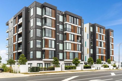 Photo of property in Frank Sargeson Apts, 6/74g Anzac Street, Takapuna, Auckland, 0622