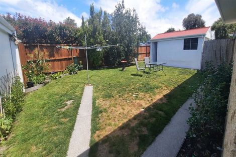 Photo of property in 10 Sturrocks Road, Redwood, Christchurch, 8051