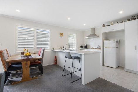 Photo of property in 20 Pioneer Crescent, Omokoroa, 3114