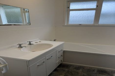 Photo of property in 44 Acacia Avenue, Maungaraki, Lower Hutt, 5010