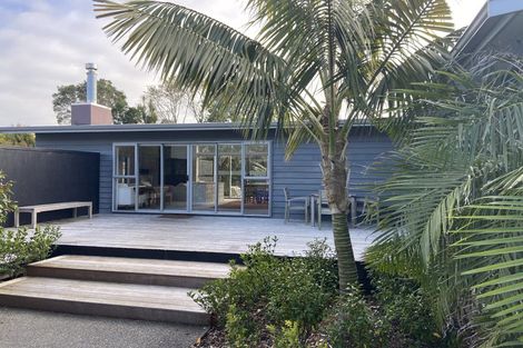 Photo of property in 37 Point Wells Road, Point Wells, Warkworth, 0986