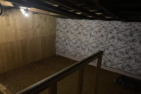 Photo of property in 96 Bridge Street, Eltham, 4322