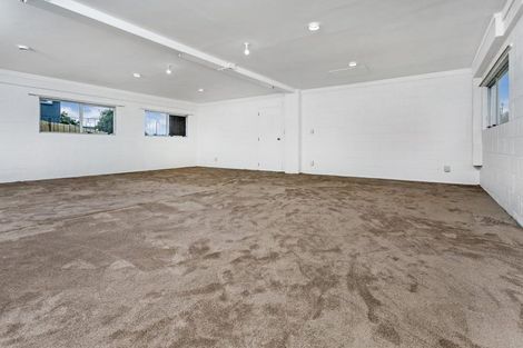 Photo of property in 1/169 Forrest Hill Road, Forrest Hill, Auckland, 0620