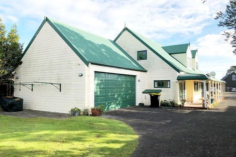 Photo of property in 119 Williamson Road, Whangamata, 3620
