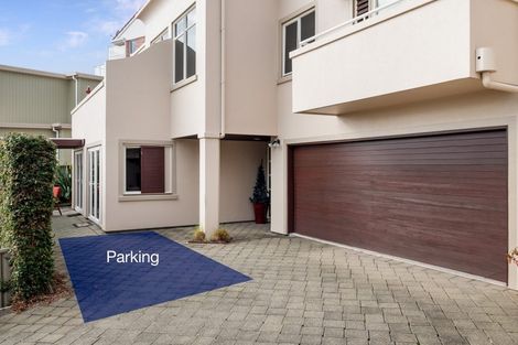 Photo of property in 118b Fourth Avenue, Tauranga, 3110