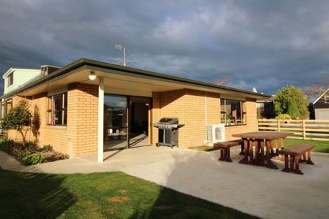 Photo of property in 8 Hamilton Avenue, Winton, 9720