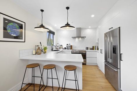 Photo of property in 39 Lorna Street, Lynmouth, New Plymouth, 4310