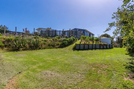 Photo of property in 42 Rodney Avenue, Te Horo Beach, Otaki, 5581