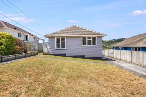 Photo of property in 23 Turkington Street, Tawa, Wellington, 5028