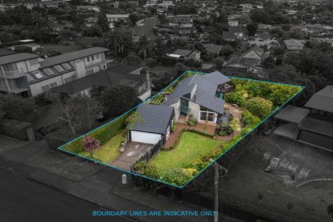 Photo of property in 178 Bleakhouse Road, Mellons Bay, Auckland, 2014