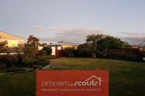 Photo of property in 13 Longview Drive, Merrilands, New Plymouth, 4312