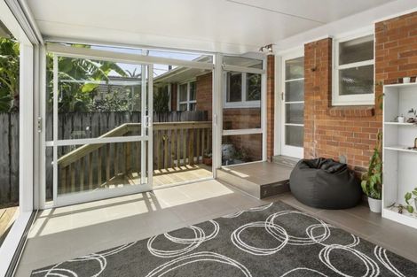Photo of property in 2/63 Killarney Street, Takapuna, Auckland, 0622