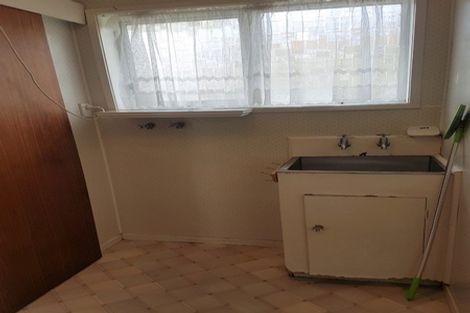 Photo of property in 2/214 Coronation Avenue, Welbourn, New Plymouth, 4310