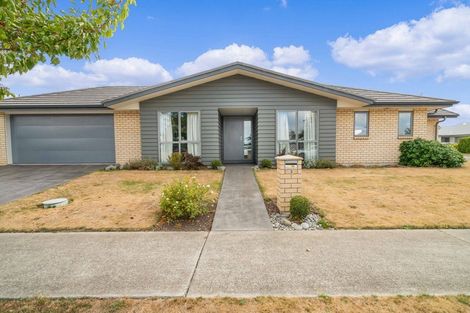 Photo of property in 3 Farnborough Way, Rolleston, 7615