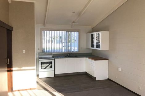 Photo of property in 10a Kirkcaldy Street, South Dunedin, Dunedin, 9012