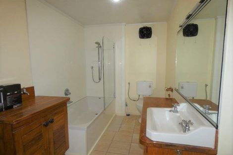 Photo of property in 9b Hay Street, Oriental Bay, Wellington, 6011