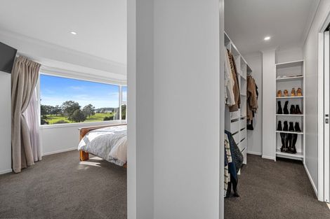 Photo of property in 61 Links View Drive, Omokoroa, 3114