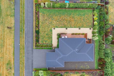 Photo of property in 2/3 Loe Place, Amberley, 7410