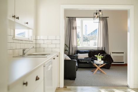 Photo of property in 6 Alma Street, Saint Kilda, Dunedin, 9012