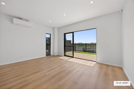 Photo of property in 49 Auranga Drive, Karaka, Papakura, 2113