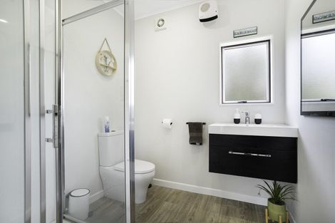 Photo of property in 82-84 Venice Street, Martinborough, 5711