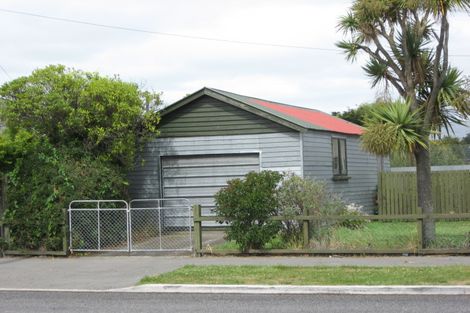 Photo of property in 4 Mackworth Street, Woolston, Christchurch, 8062