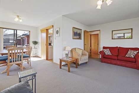 Photo of property in 6 Thornhill Place, Sockburn, Christchurch, 8042