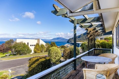 Photo of property in 16 Hinekapi Terrace, Kuratau, Turangi, 3381