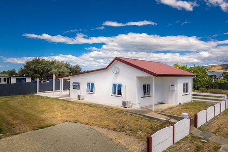 Photo of property in 11 Studholme Street, Waimate, 7924