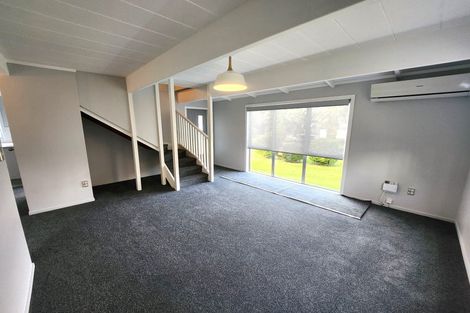 Photo of property in 7a Litchfield Place, Clarks Beach, 2122