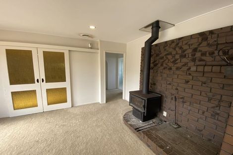 Photo of property in 12 Hedge Row, Sunnyhills, Auckland, 2010