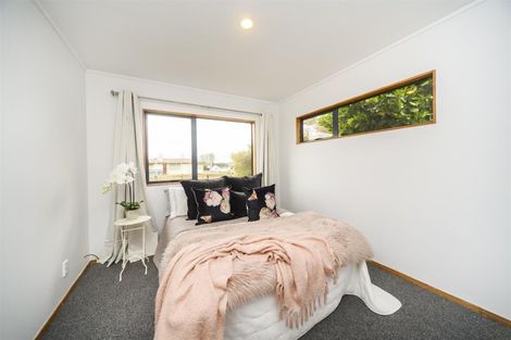 Photo of property in 6 Purnell Place, Marton, 4710