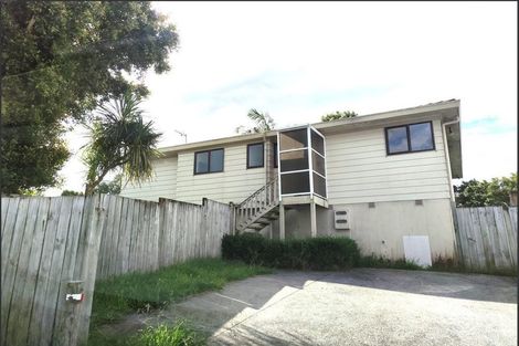 Photo of property in 27h Rehia Road, Massey, Auckland, 0614