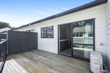 Photo of property in 2/20 Hunter Street, Hamilton Lake, Hamilton, 3204