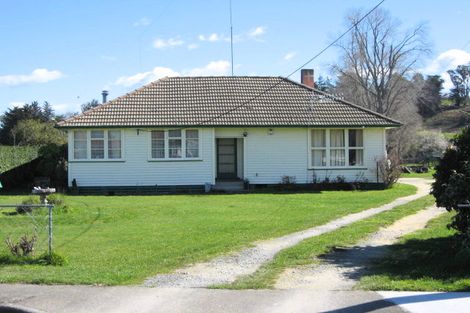 Photo of property in 19 Mcgreevy Street, Waipawa, 4210
