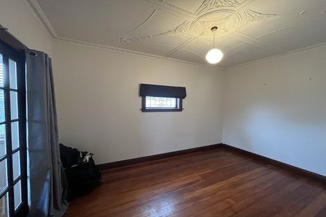 Photo of property in 185 Muritai Road, Eastbourne, Lower Hutt, 5013