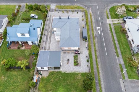 Photo of property in 20 Cook Street, Carters Beach, Westport, 7825