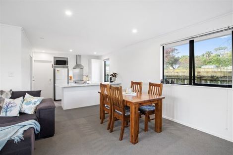 Photo of property in 17a Mellsop Avenue, Waiuku, 2123