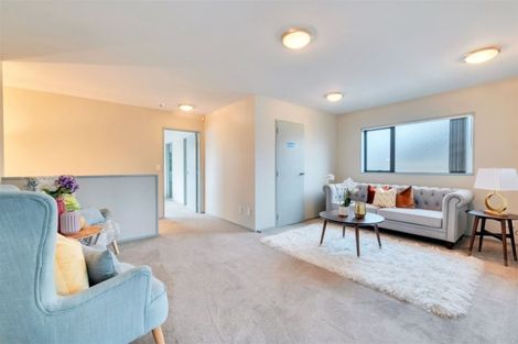 Photo of property in 7 Roberts Road, Te Atatu South, Auckland, 0610